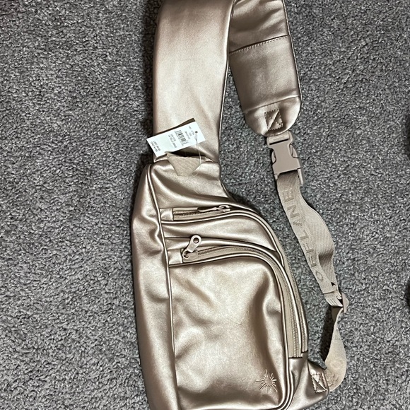 Aerie Crossbody Bag - New with Tags! - Picture 1 of 3
